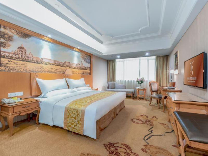 Vienna International Hotel Guigang Hecheng Road Exteriér fotografie